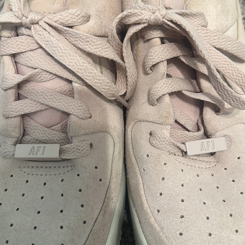 Nike AF1 - Picture 2 of 2